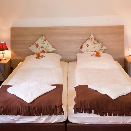Boutiquehotel Goldene Rose - Self-Check-In Rothenburg ob der Tauber Dış mekan fotoğraf