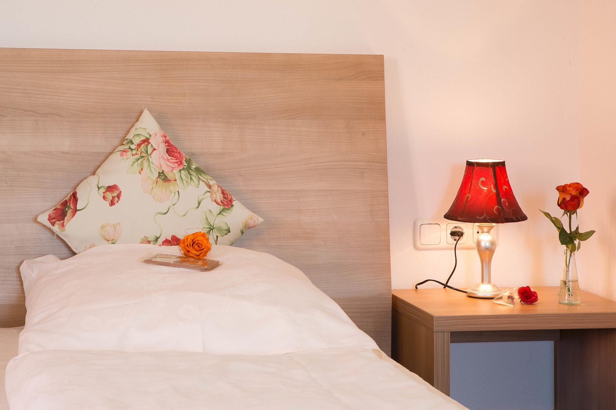 Boutiquehotel Goldene Rose - Self-Check-In Rothenburg ob der Tauber Dış mekan fotoğraf
