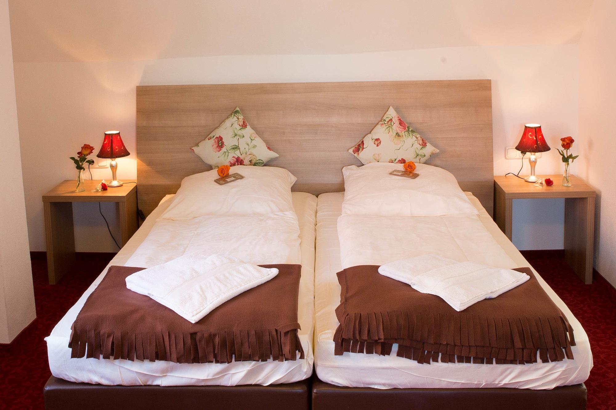 Boutiquehotel Goldene Rose - Self-Check-In Rothenburg ob der Tauber Dış mekan fotoğraf