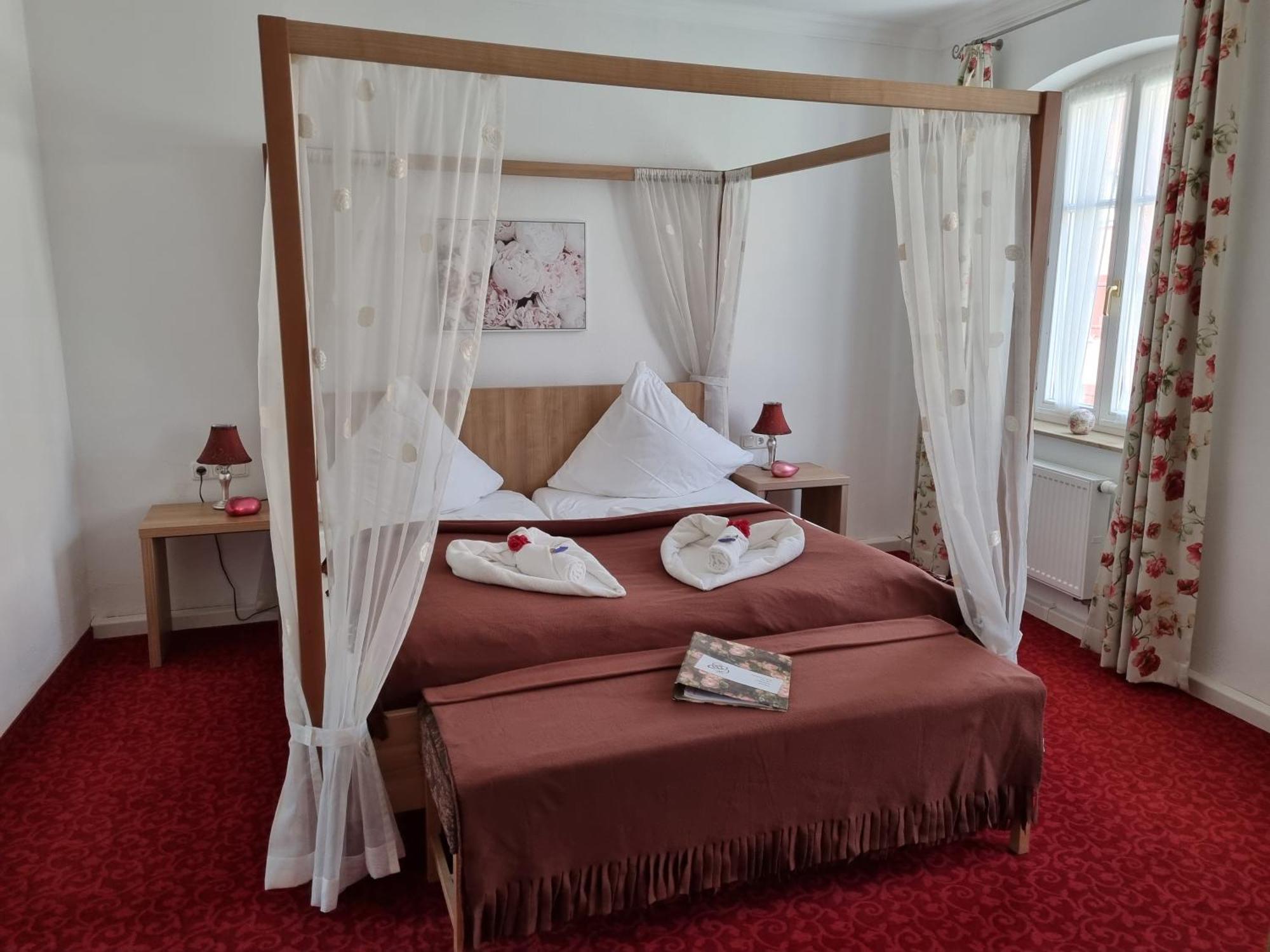 Boutiquehotel Goldene Rose - Self-Check-In Rothenburg ob der Tauber Dış mekan fotoğraf
